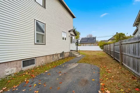Exterior - 122 Hasting St, Springfield, MA 01104 photo 9 of 9