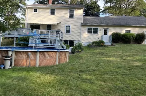 25 Bremen St, Springfield, MA 01108 photo 10
