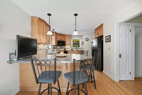 25 Bremen St, Springfield, MA 01108 photo 17