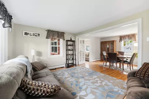 25 Bremen St, Springfield, MA 01108 photo 24