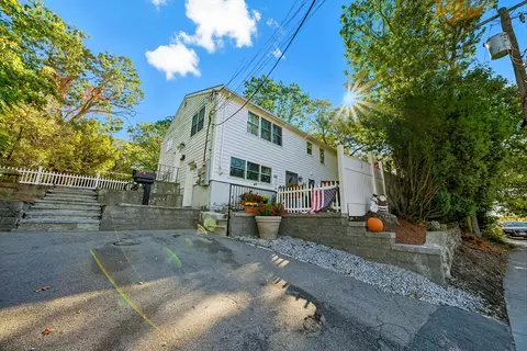 150 Grove, Boston, MA 02132 photo 5