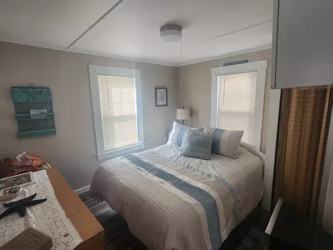 Bedroom - 7 Quasuet Ave, Wareham, MA 02571 photo 2 of 2