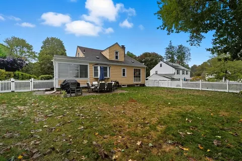 Exterior - 3 Bay Edge Dr, Worcester, MA 01604 photo 8 of 11