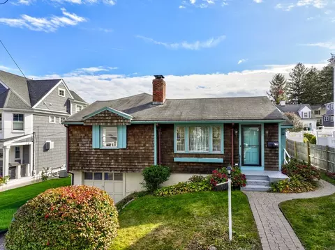 155 Huckins Ave, Quincy, MA 02171