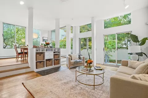14 Chauncy St #4, Cambridge, MA 02138