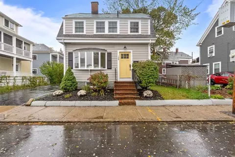 Exterior - 108 Warren St, Arlington, MA 02474 photo 10 of 11