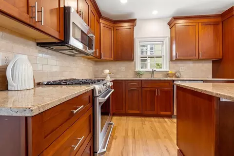 Kitchen - 108 Warren St, Arlington, MA 02474 photo 3 of 4