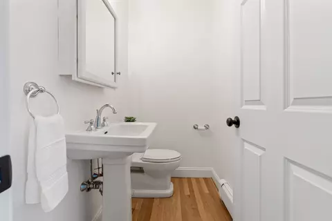 Bath - 108 Warren St, Arlington, MA 02474 photo 1 of 5