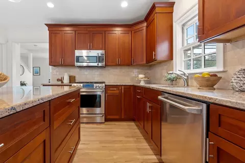 Kitchen - 108 Warren St, Arlington, MA 02474 photo 4 of 4
