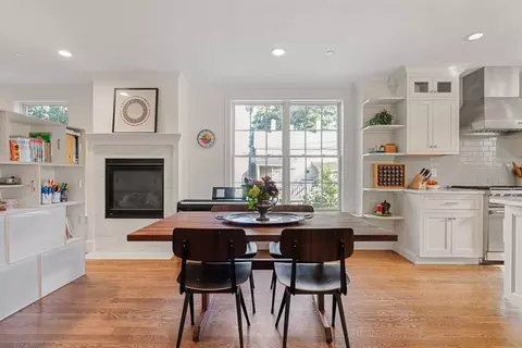 114 Inman #3, Cambridge, MA 02139