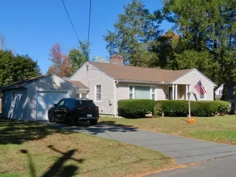 6 Newell St, Easthampton, MA 01027 photo 4