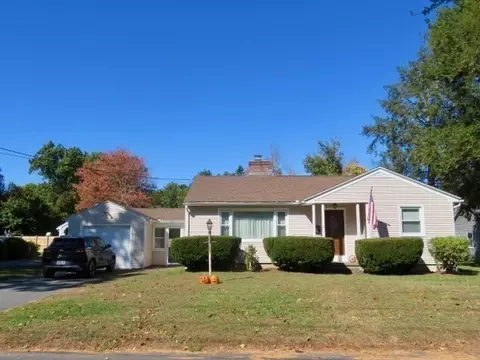 6 Newell St, Easthampton, MA 01027 photo 3