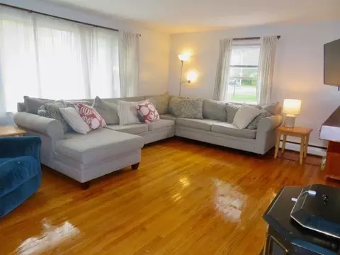 6 Newell St, Easthampton, MA 01027 photo 12