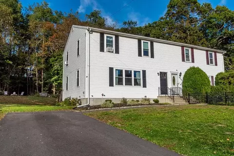 70 Landing Dr #5-L, Taunton, MA 02780
