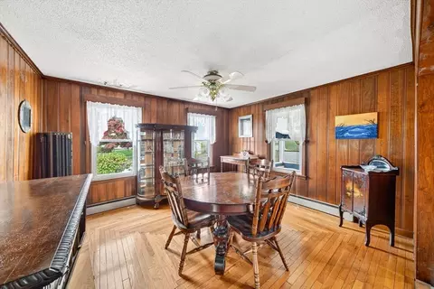Dining - 484 S Beach St, Fall River, MA 02724 photo 1 of 2