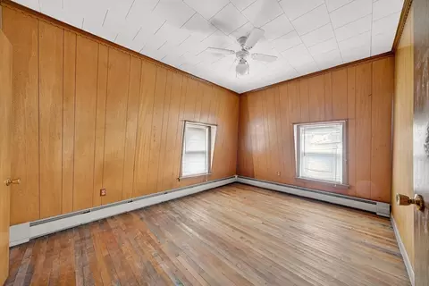 Bedroom - 484 S Beach St, Fall River, MA 02724 photo 4 of 5