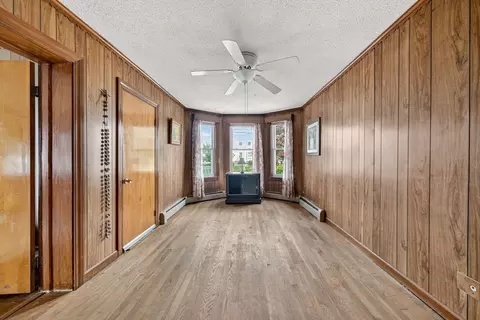 Living - 484 S Beach St, Fall River, MA 02724 photo 5 of 6