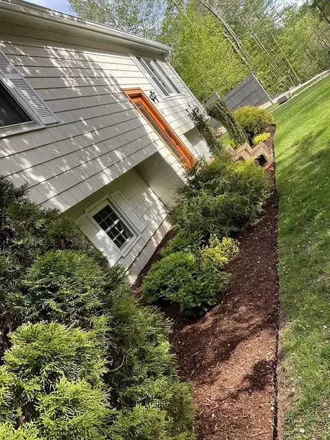 50 Laurel St, Gloucester, MA 01930 photo 33