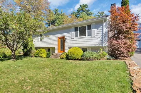 50 Laurel St, Gloucester, MA 01930 photo 35