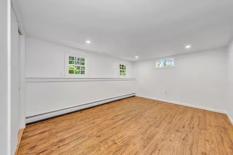 50 Laurel St, Gloucester, MA 01930 photo 30