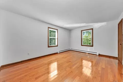 50 Laurel St, Gloucester, MA 01930 photo 26