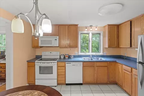 Kitchen - 96 Spring St, Walpole, MA 02081 photo 3 of 4