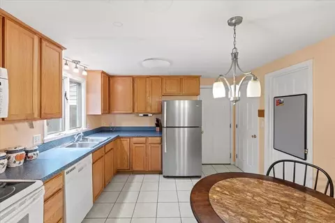Kitchen - 96 Spring St, Walpole, MA 02081 photo 4 of 4