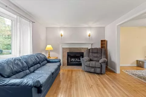Living - 96 Spring St, Walpole, MA 02081 photo 2 of 3