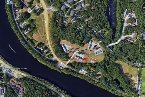 52 Pawtucket Blvd #21, Tyngsborough, MA 01879