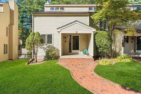 92 Jimney Dr #92, Westford, MA 01886
