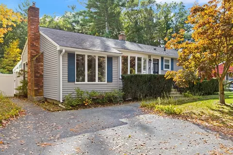 93 Vale St, Tewksbury, MA 01876