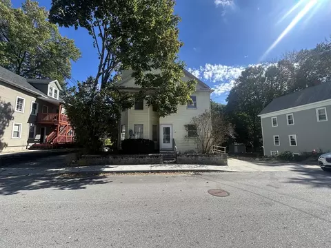 18 Granite St, Webster, MA 01570 photo 2