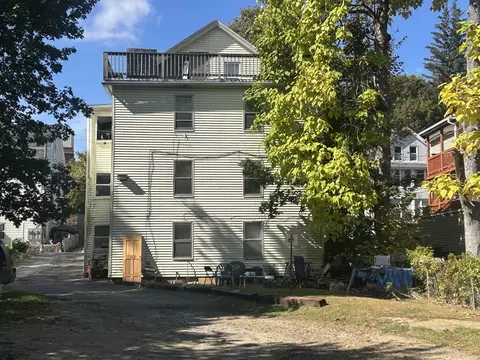 18 Granite St, Webster, MA 01570 photo 4