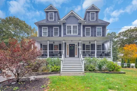 5 Oak St, Wilmington, MA 01887