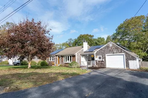 97 Captain Bacon Rd, Yarmouth, MA 02664