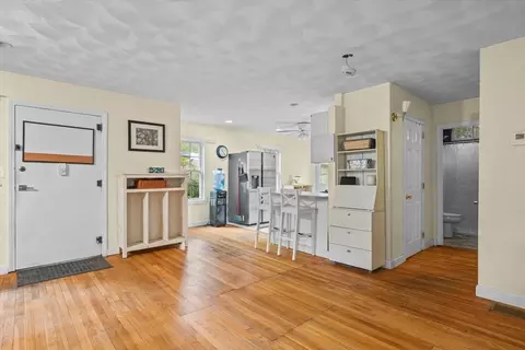 18 Larch Rd, Georgetown, MA 01833 photo 3