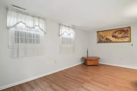 31 Craig St, Springfield, MA 01108 photo 20
