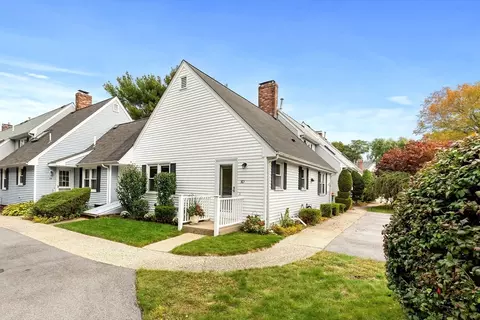 12 State Rd #3D, Plymouth, MA 02360