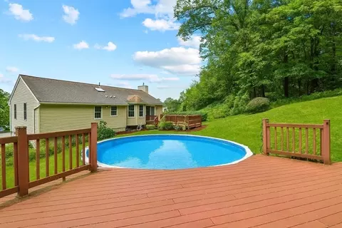 12 Pinebrook Ln, Worcester, MA 01609 photo 28