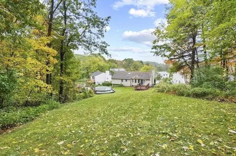 12 Pinebrook Ln, Worcester, MA 01609 photo 31