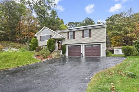 12 Pinebrook Ln, Worcester, MA 01609 photo 25