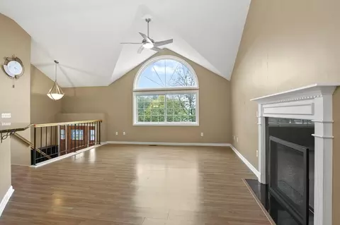 12 Pinebrook Ln, Worcester, MA 01609 photo 3
