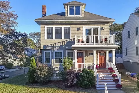 142 Highland Ave #142, Arlington, MA 02476