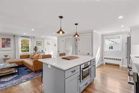 317 Dedham Ave, Needham, MA 02492 photo 9