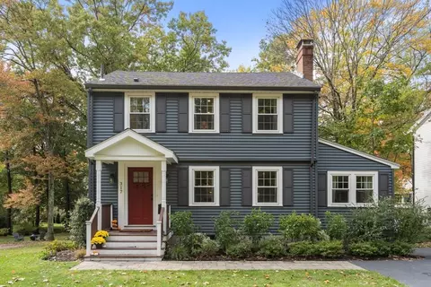 317 Dedham Ave, Needham, MA 02492