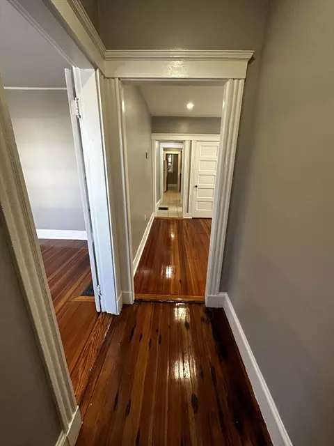 2 Ogden St # -4, Boston, MA 02124