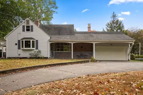 172 Valley View Dr, Westfield, MA 01085