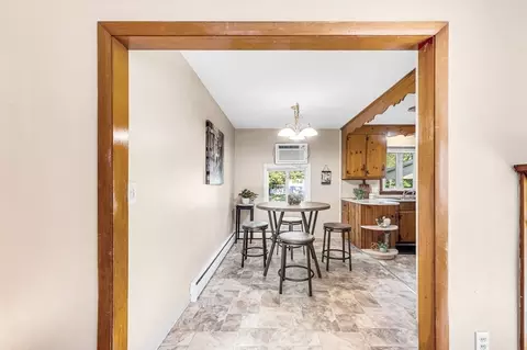 260 Hermitage Dr, Springfield, MA 01129 photo 8