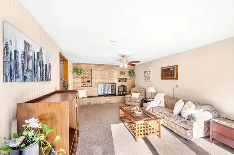 260 Hermitage Dr, Springfield, MA 01129 photo 18