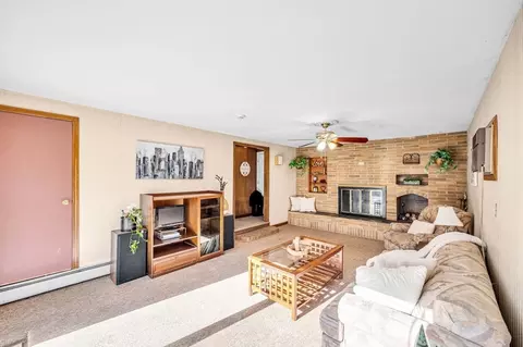 260 Hermitage Dr, Springfield, MA 01129 photo 17